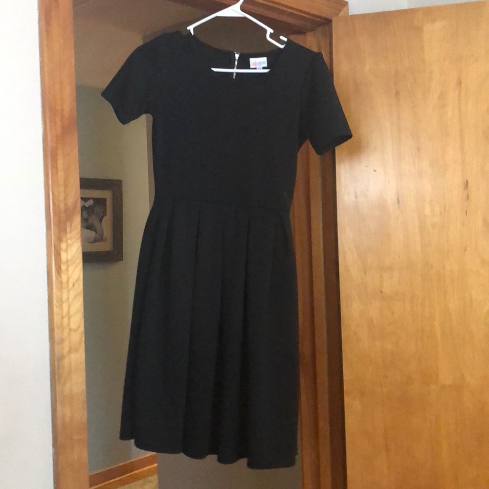 LULAROE black Amelia xs